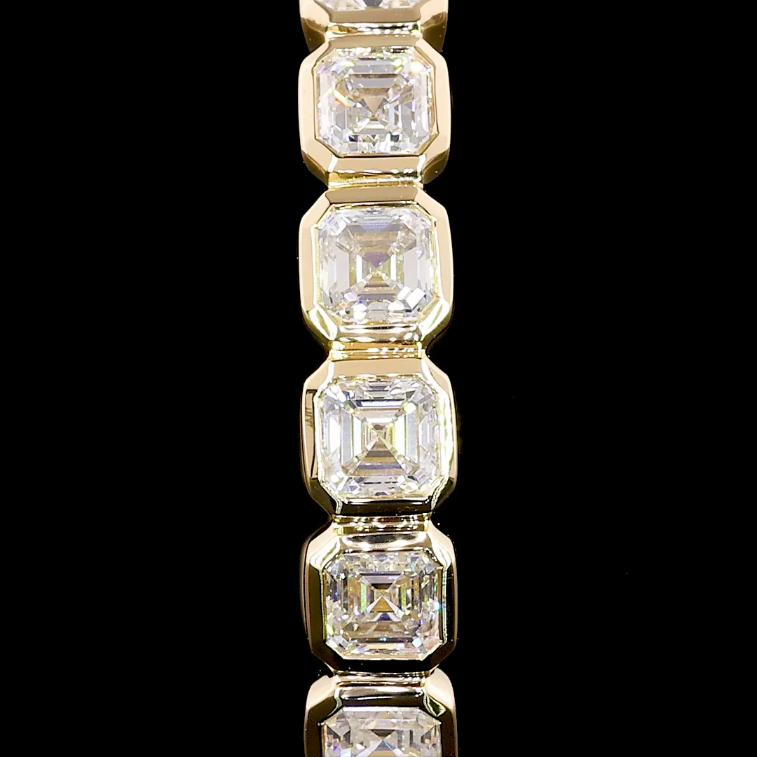 3.26 Cts 14k Yellow Gold Asscher Shape C Hoops Earring - Image 3