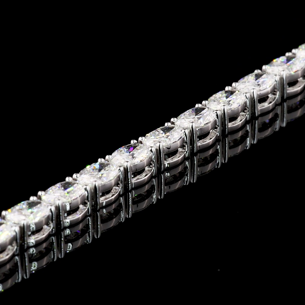5.26 Cts 14k White Gold Oval Shape Tennis Bracelet - Image 3