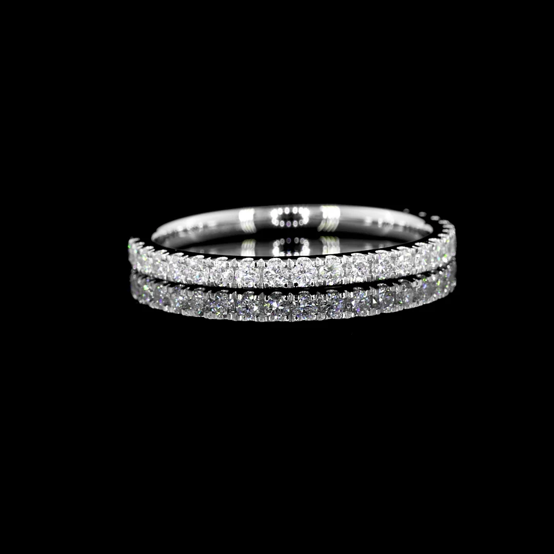 0.34 Cts 14k White Gold Round Shape Half Eternity Eternity Band - Video