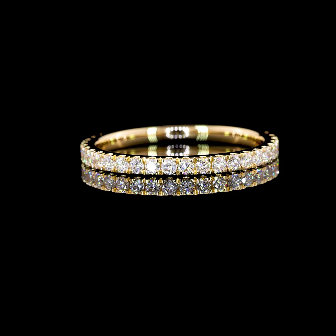 0.34 Cts 14k Yellow Gold Round Shape Half Eternity Eternity Band - Video