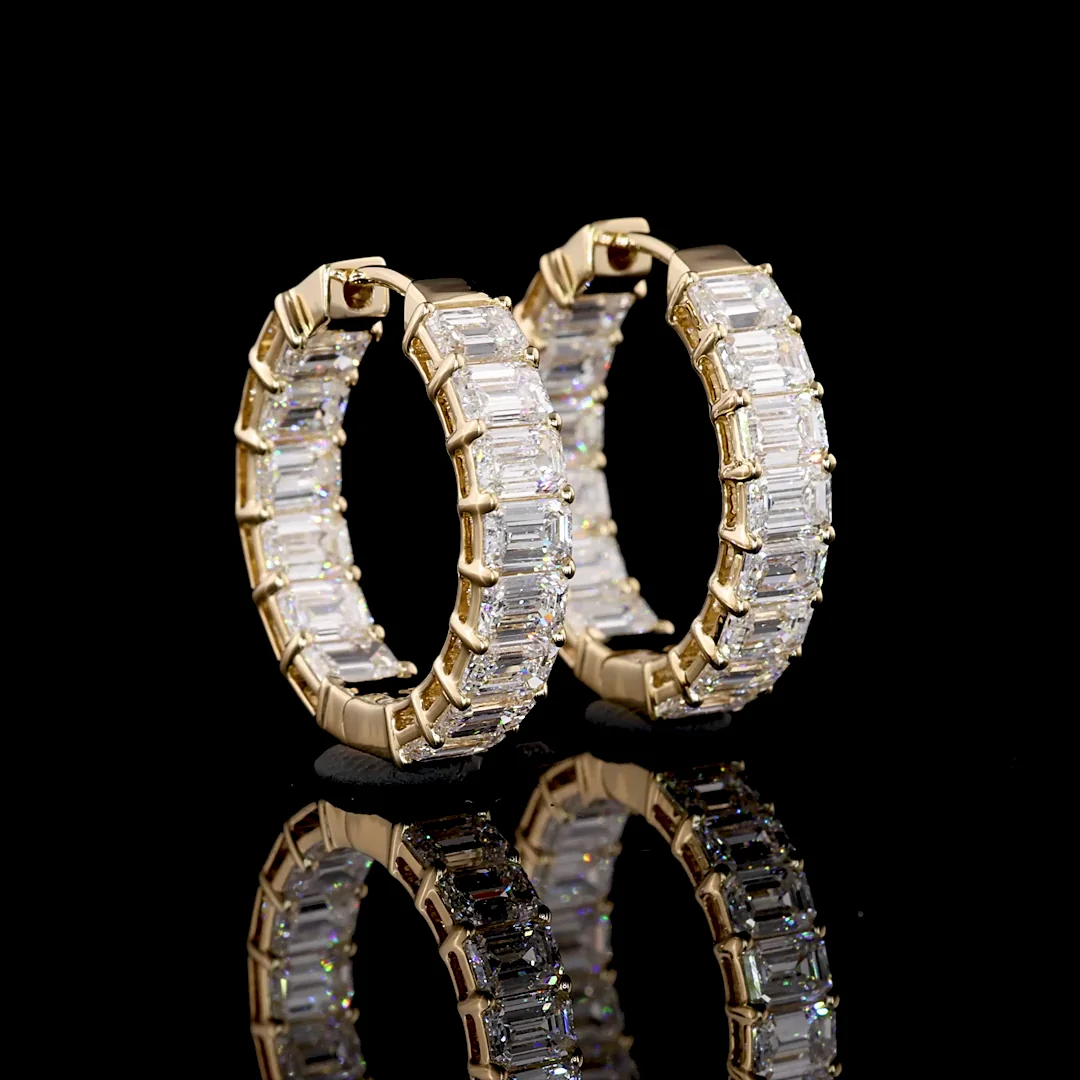 3.09 Cts 14k Yellow Gold Emerald Shape Huggies Earring - Video