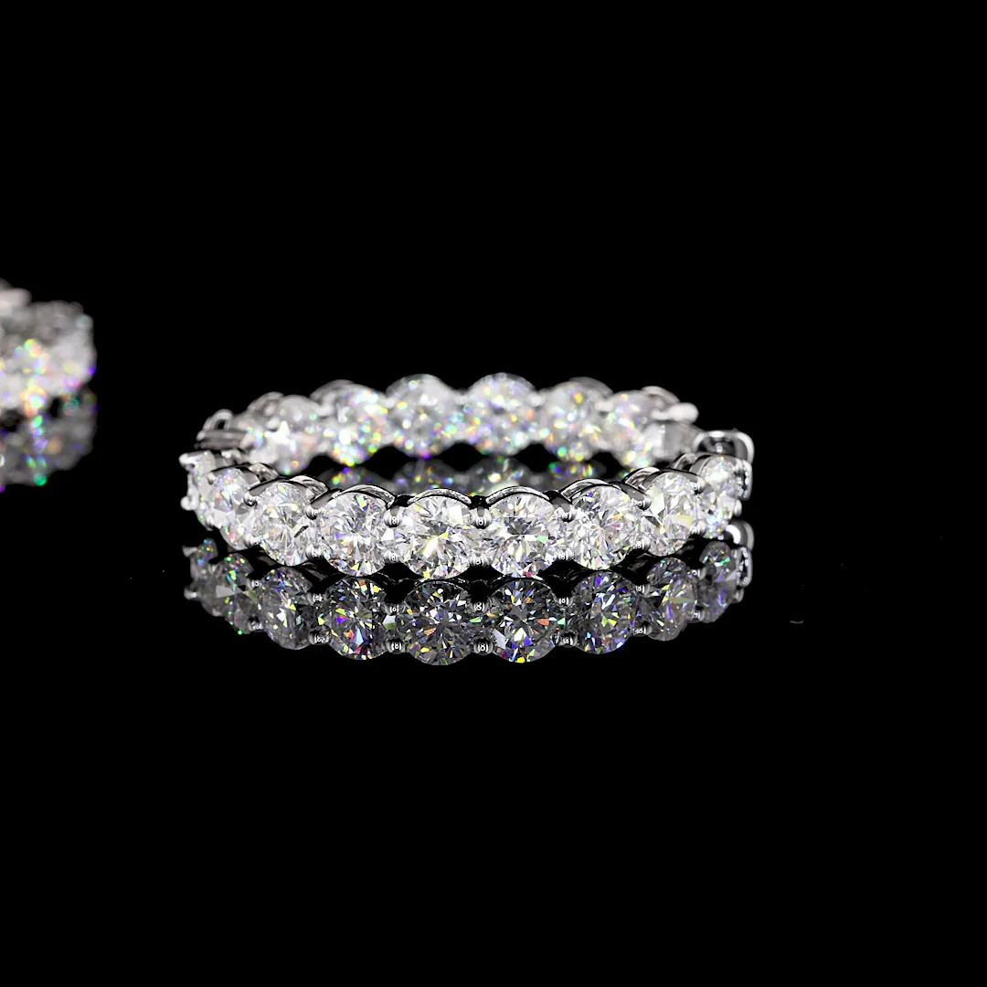 10.8 Cts 18k White Gold Round Shape Hoops Earring - Image 4