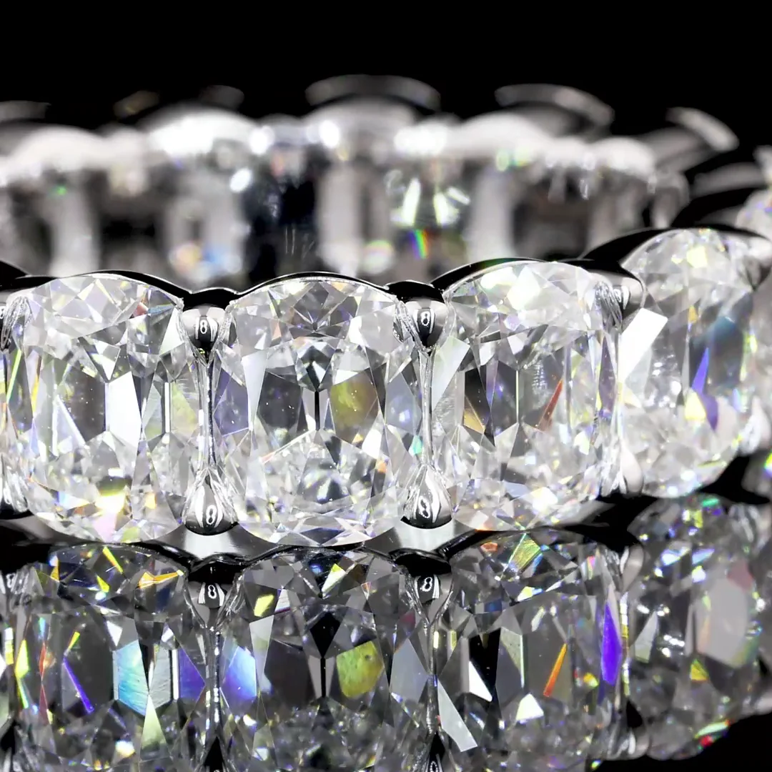 7.92 Cts 14k White Gold Antique Cushion Shape Eternity Band Eternity Band - Image 2