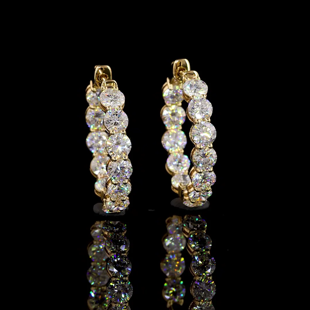 4.95 Cts 18k Yellow Gold Round Shape Hoops Earring - Image 2