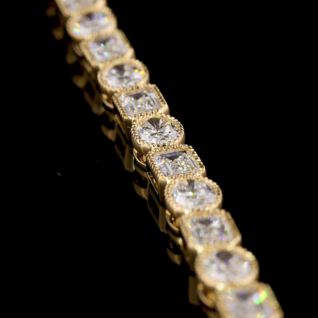 7.8 Cts 18k Yellow Gold Mix Shape Tennis Bracelet - Image 3
