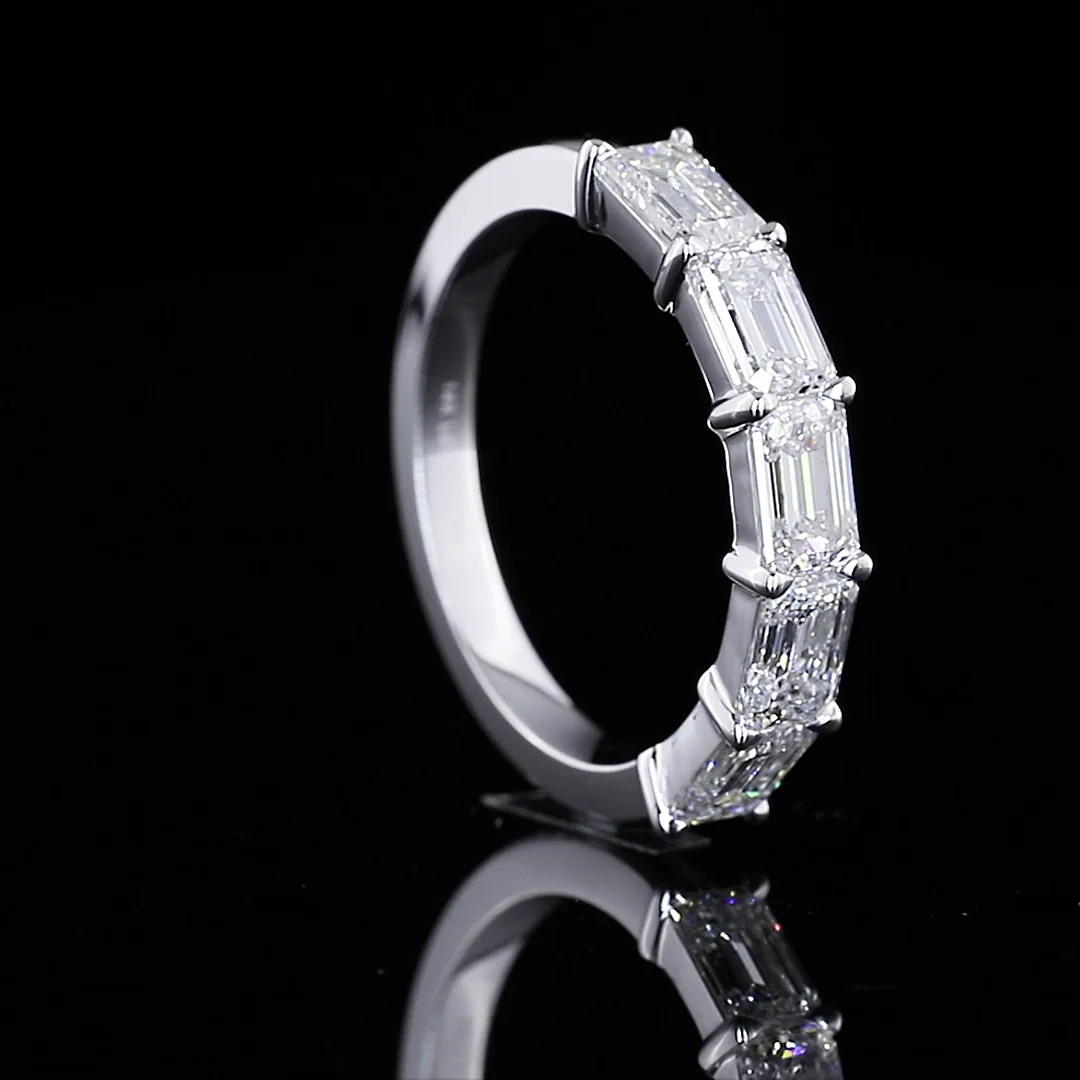 1.8 Cts 14k White Gold Emerald Shape 5 Stones Eternity Band - Image 4