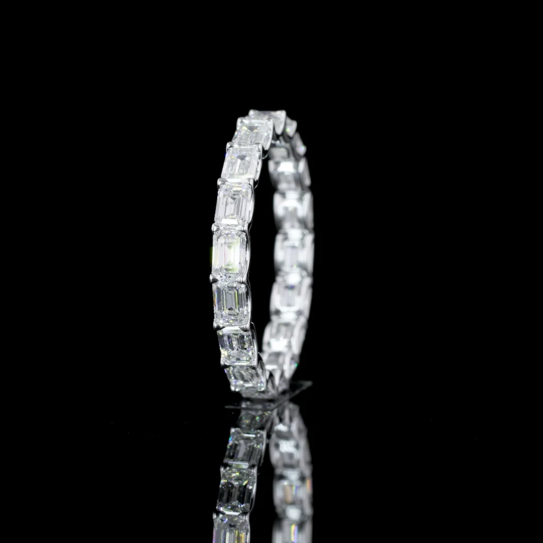 2.9 Cts 14k White Gold Emerald Shape Eternity Band Eternity Band - Image 2