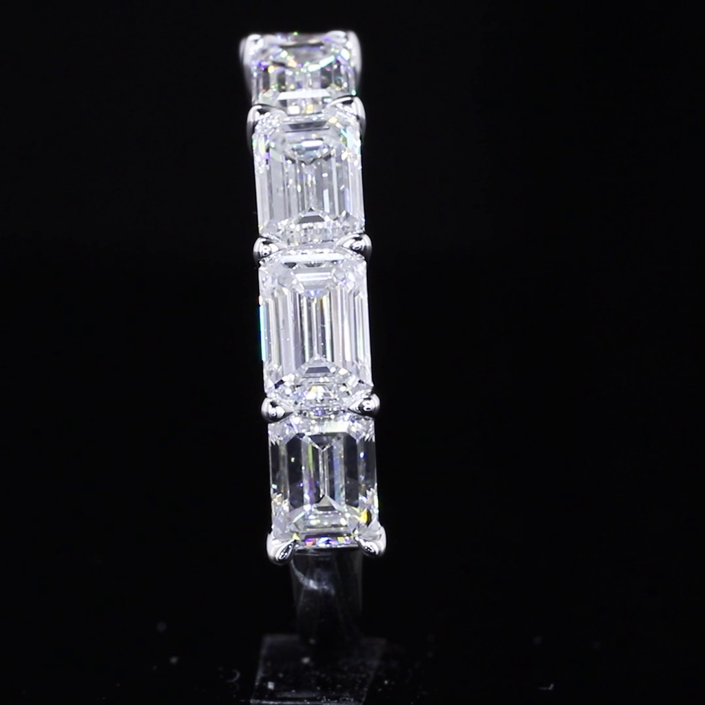 2.12 Cts 14k White Gold Emerald Shape 5 Stones Eternity Band - Image 2