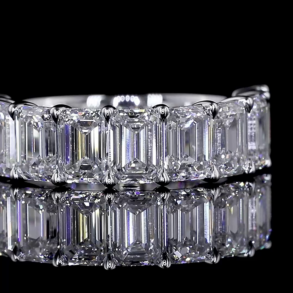 5.05 Cts 14k White Gold Emerald Shape Half Eternity Eternity Band - Image 4