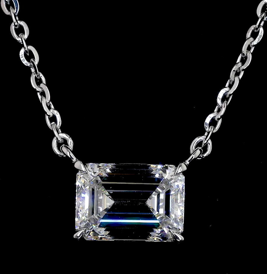 1.02 Cts 14k White Gold Emerald Shape Solitaire Pendant - Image 2