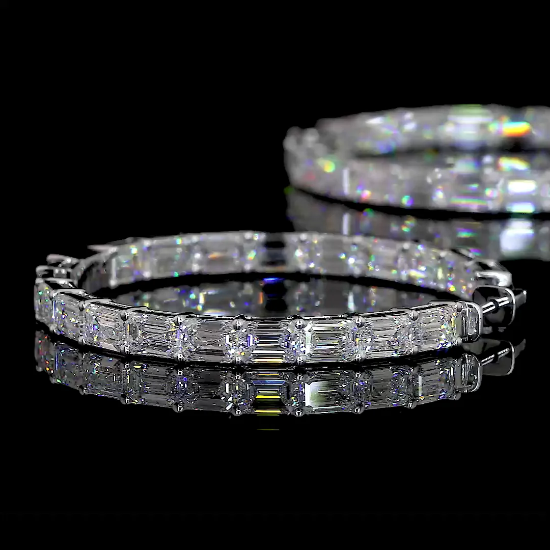 12.45 Cts 14k White Gold Emerald Shape Hoops Earring - Image 4