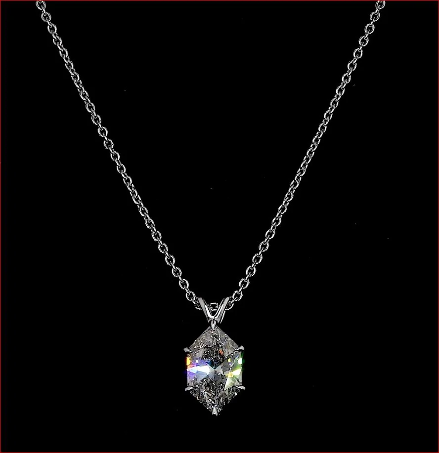 2.13 Cts 14k White Gold Antique Marquise Shape Solitaire Pendant - Video