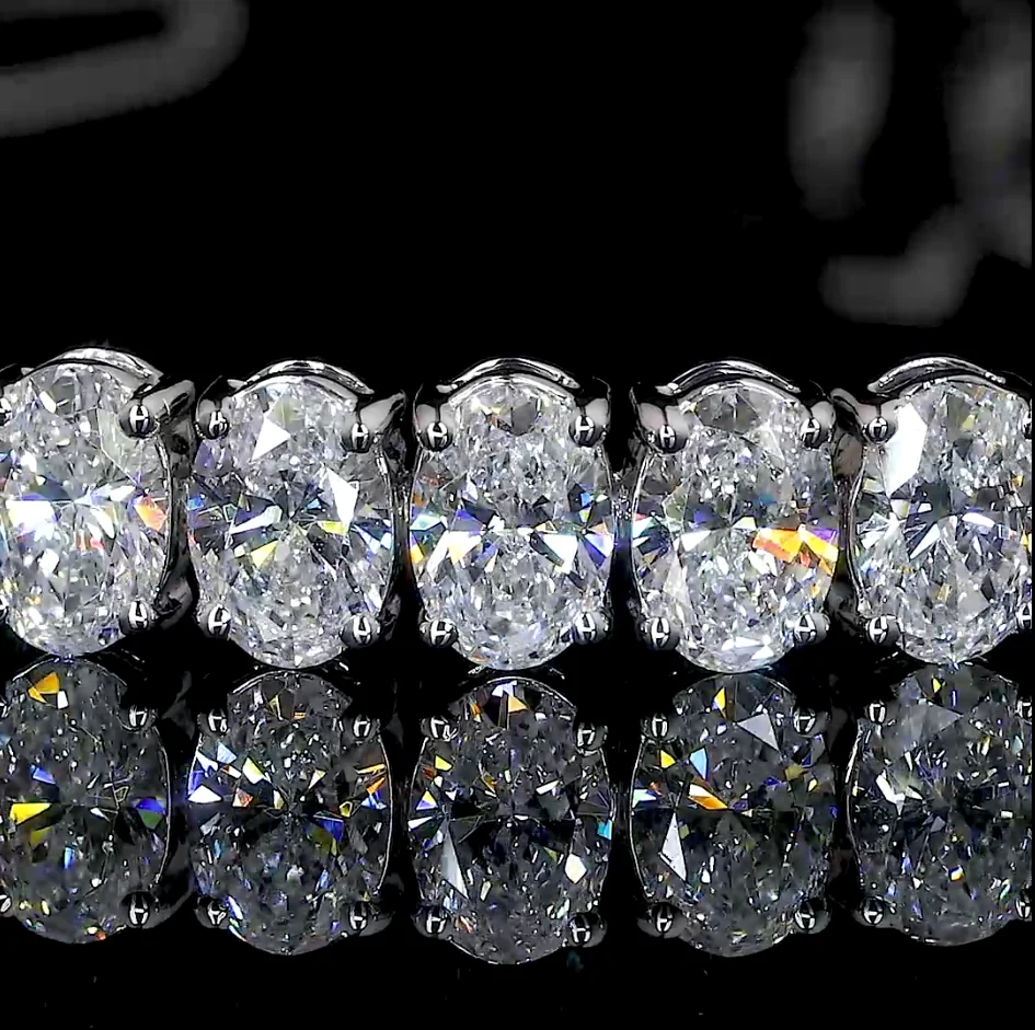 5.48 Cts 14k White Gold Oval Shape Tennis Bracelet - Image 2