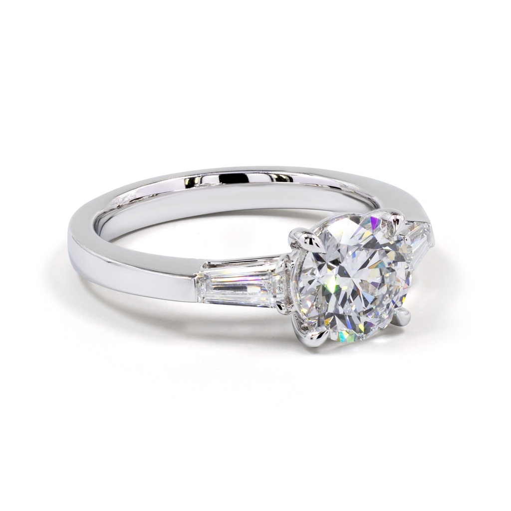3.77 Cts 14k White Gold Round Shape 3 Stones Ring - Image 4