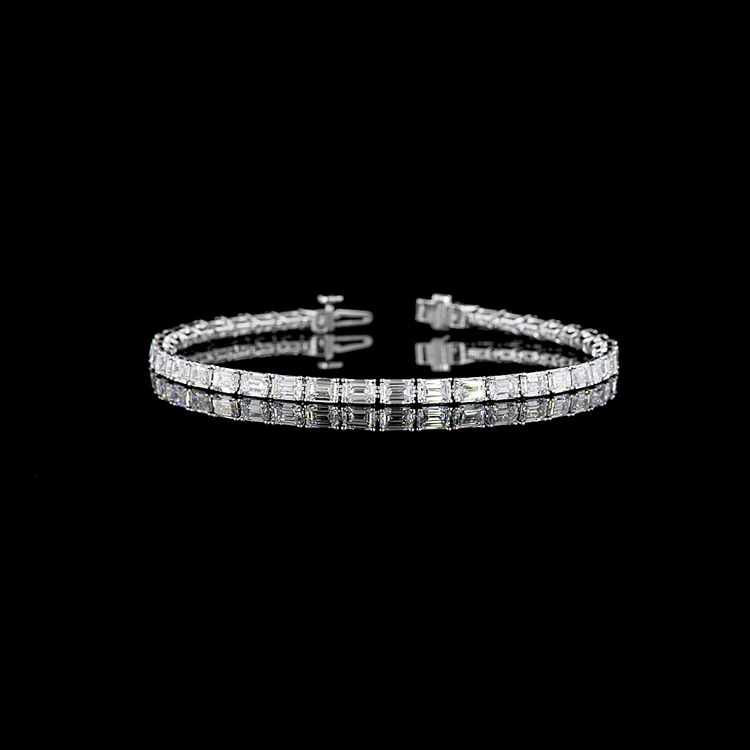 8.6 Cts 14k White Gold Emerald Shape Tennis Bracelet