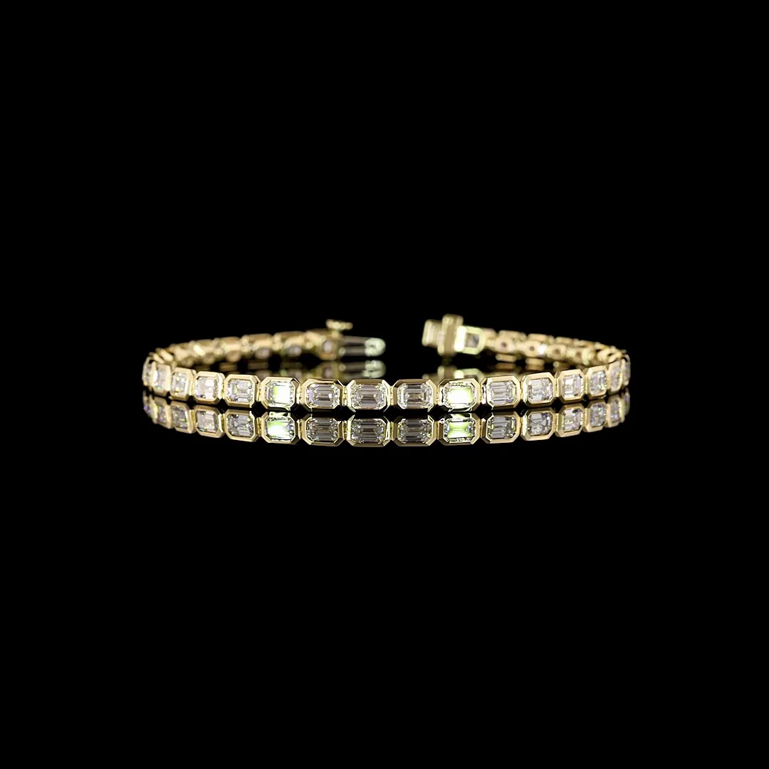 6.38 Cts 14k Yellow Gold Emerald Shape Tennis Bracelet