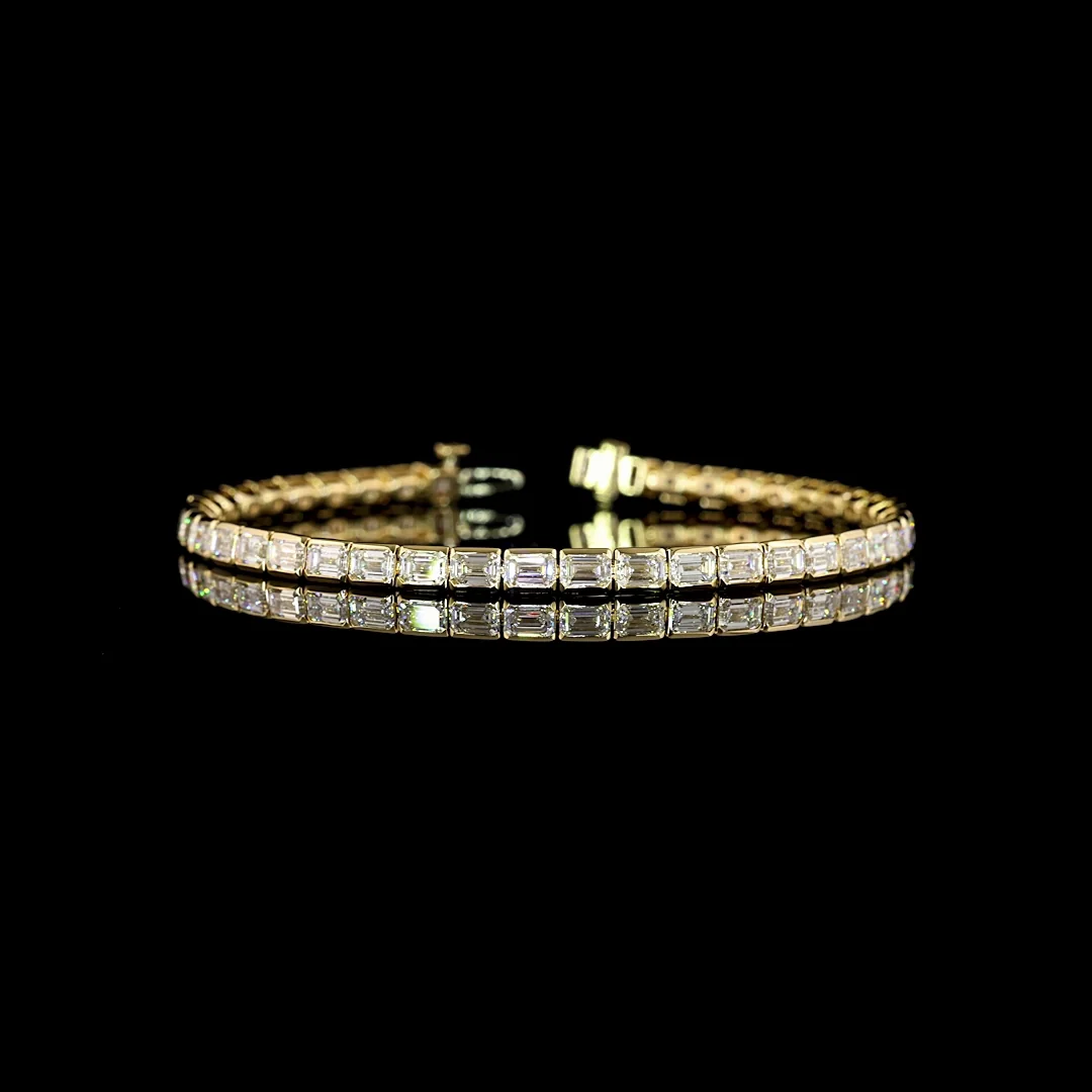 8.44 Cts 14k Yellow Gold Emerald Shape Tennis Bracelet