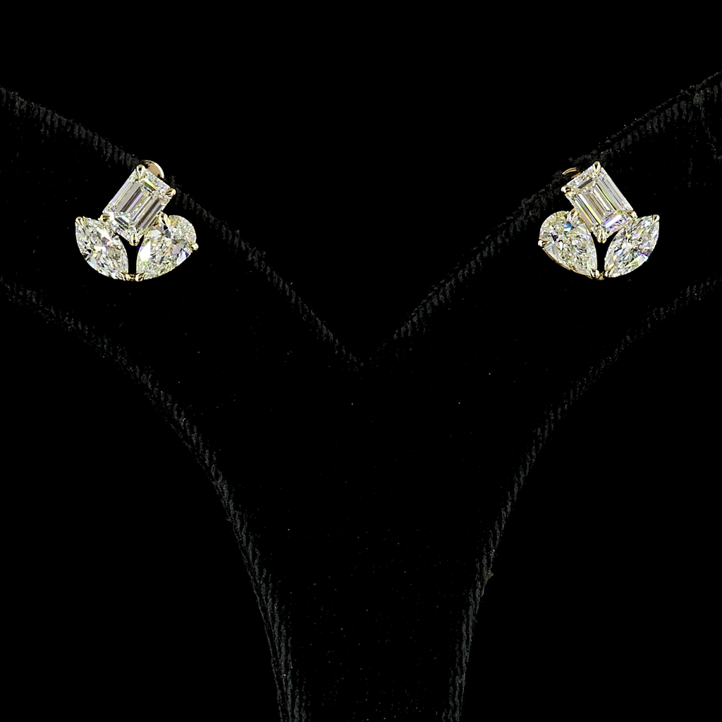 2.94 Cts 14k Yellow Gold Mix Shape Studs Earring