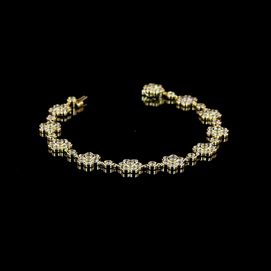 7.44 Cts 18k Yellow Gold Round Shape Station Bracelet