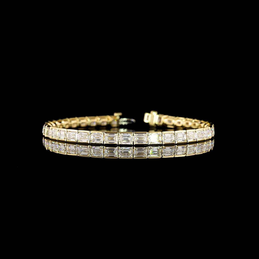 11.82 Cts 14k Yellow Gold Emerald Shape Tennis Bracelet