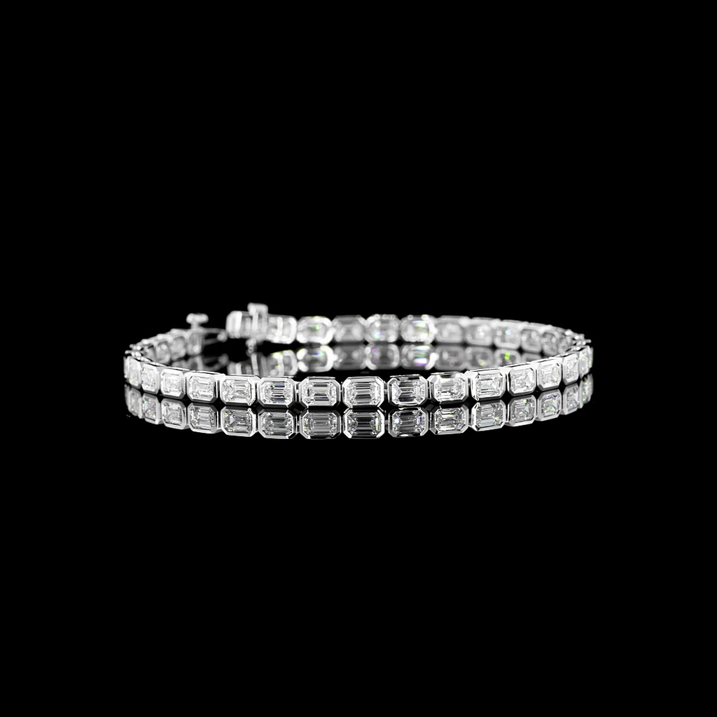 6.76 Cts 14k White Gold Emerald Shape Tennis Bracelet