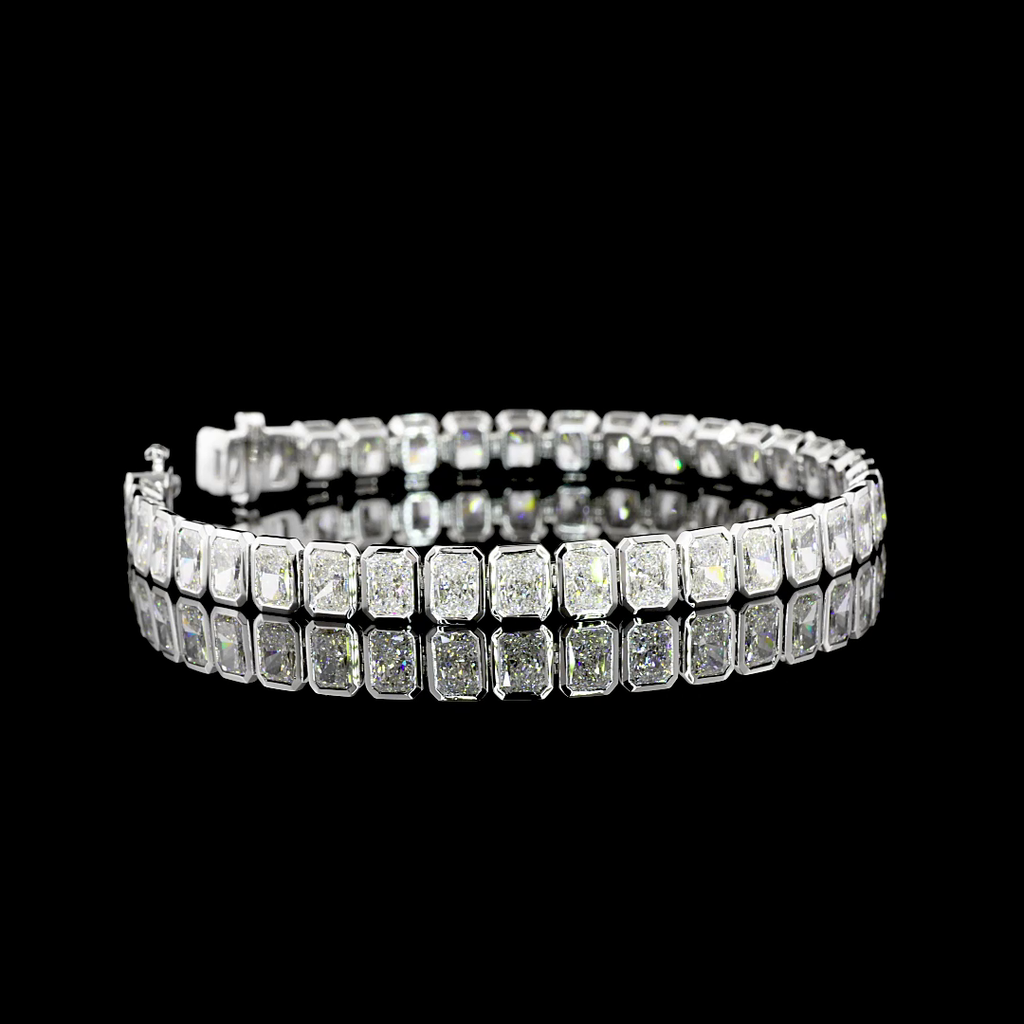 15.01 Cts 14k White Gold Radiant Shape Tennis Bracelet