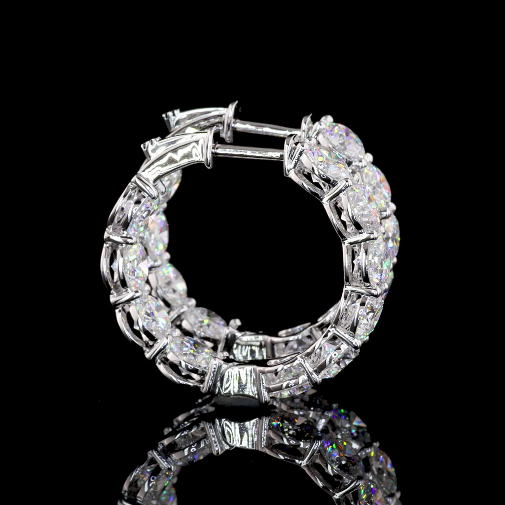 6.67 Cts 18k White Gold Round Shape Hoops Earring