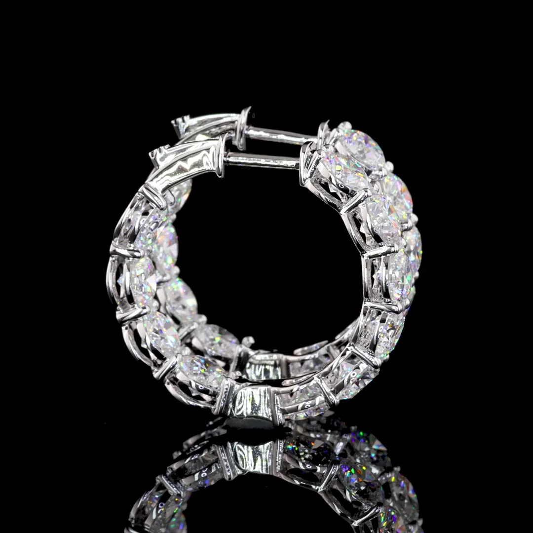 6.67 Cts 18k White Gold Round Shape Hoops Earring