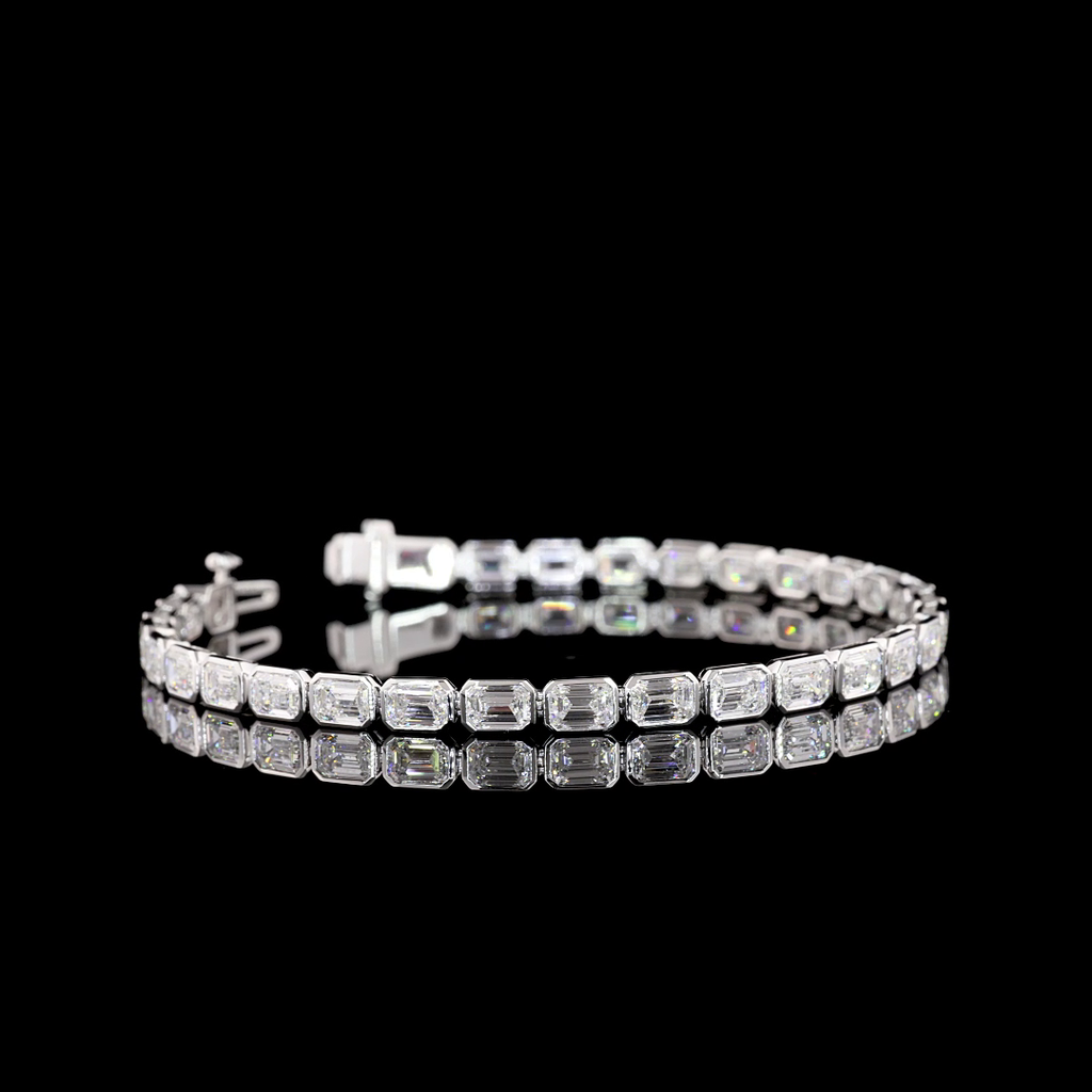 9.41 Cts 14k White Gold Emerald Shape Tennis Bracelet