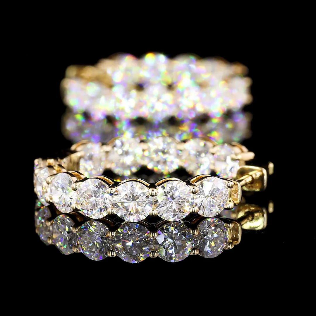 6.2 Cts 18k Yellow Gold Round Shape Hoops Earring