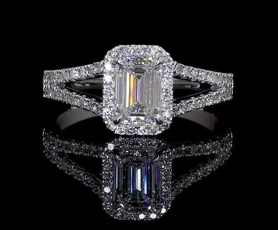 9.01 Cts 14k White Gold Emerald Shape Split Shank Ring