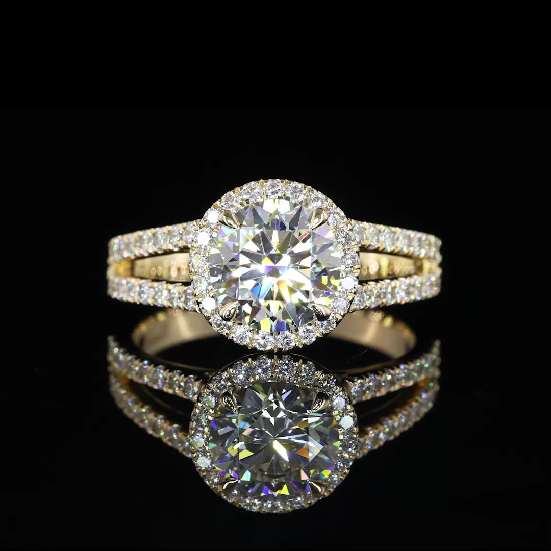 1.39 Cts 14k Yellow Gold Round Shape Split Shank Ring