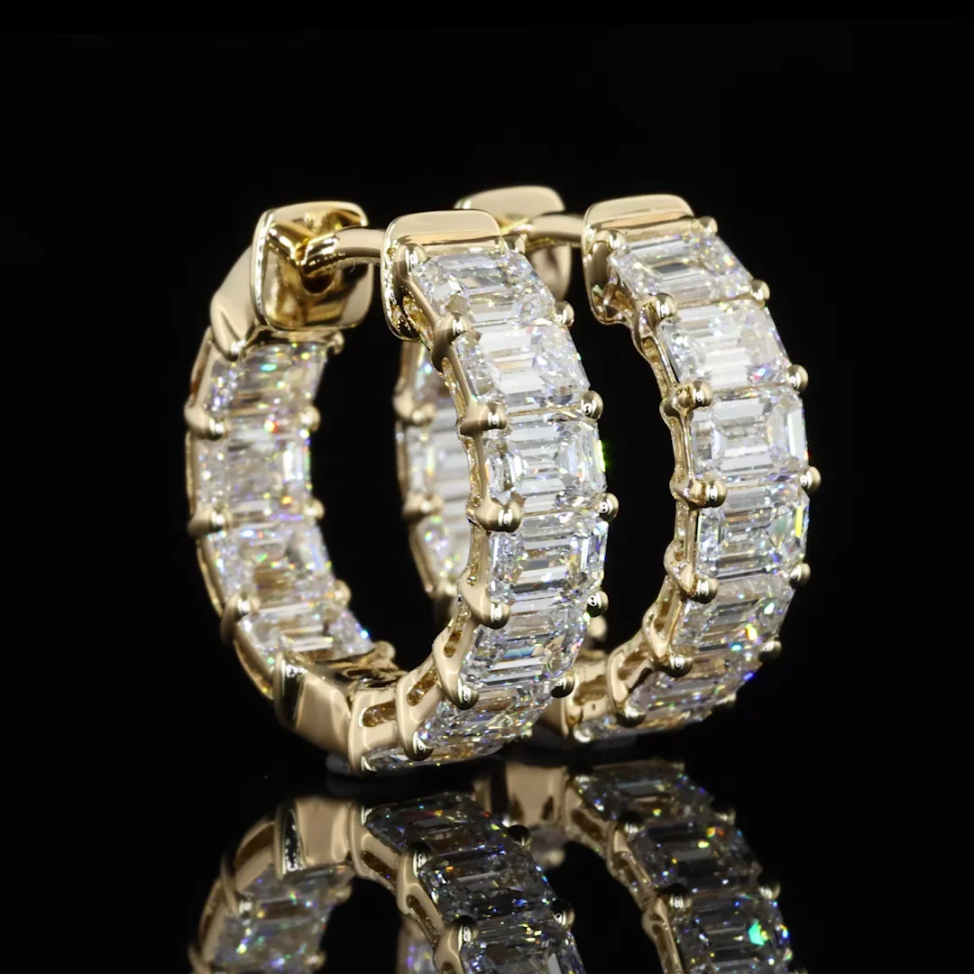 1.98 Cts 14k Yellow Gold Emerald Shape Huggies Earring