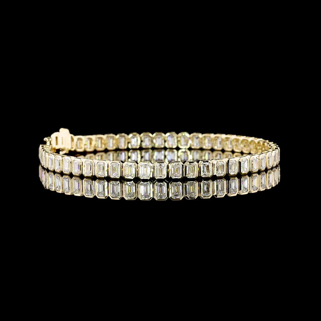 7.2 Cts 14k Yellow Gold Emerald Shape Tennis Bracelet