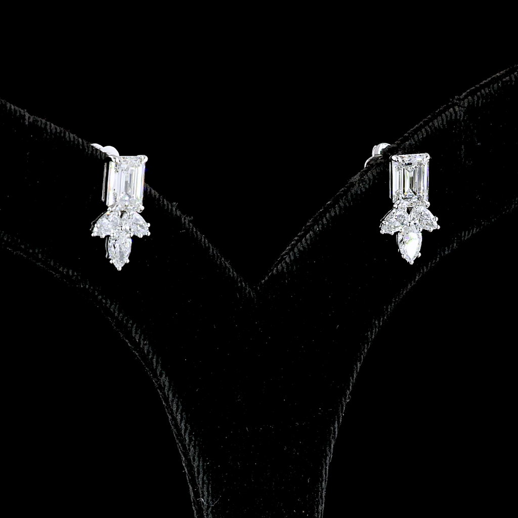 2.96 Cts 14k White Gold Emerald Shape Hanging Earring