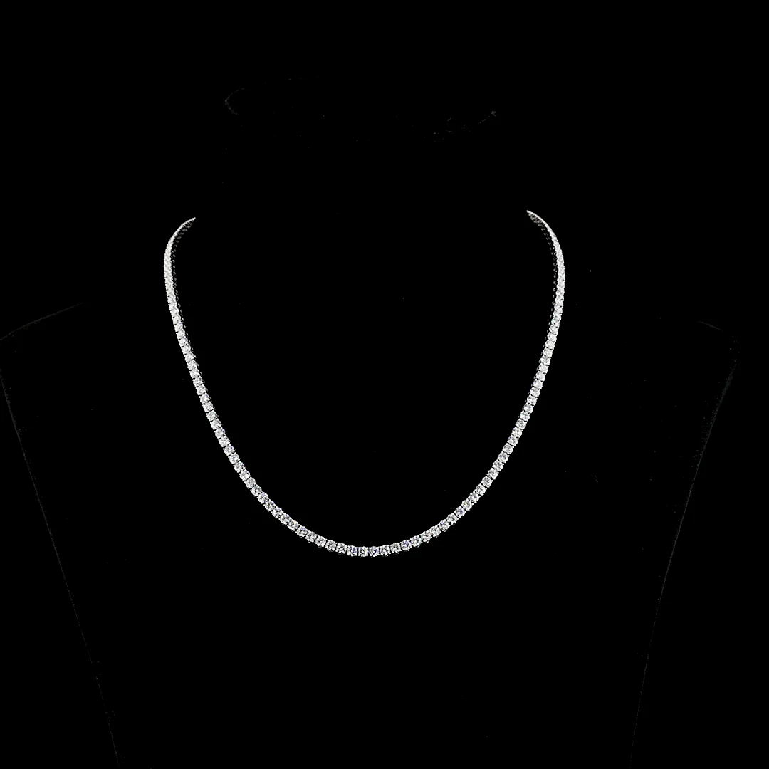11.24 Cts 14k White Gold Round Shape Tennis Necklace