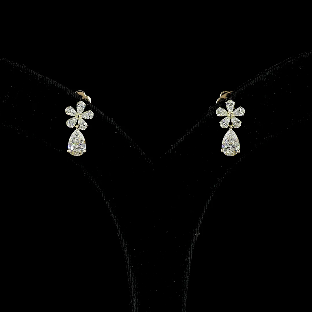1.98 Cts 14k Yellow Gold Pear Shape Hanging Earring