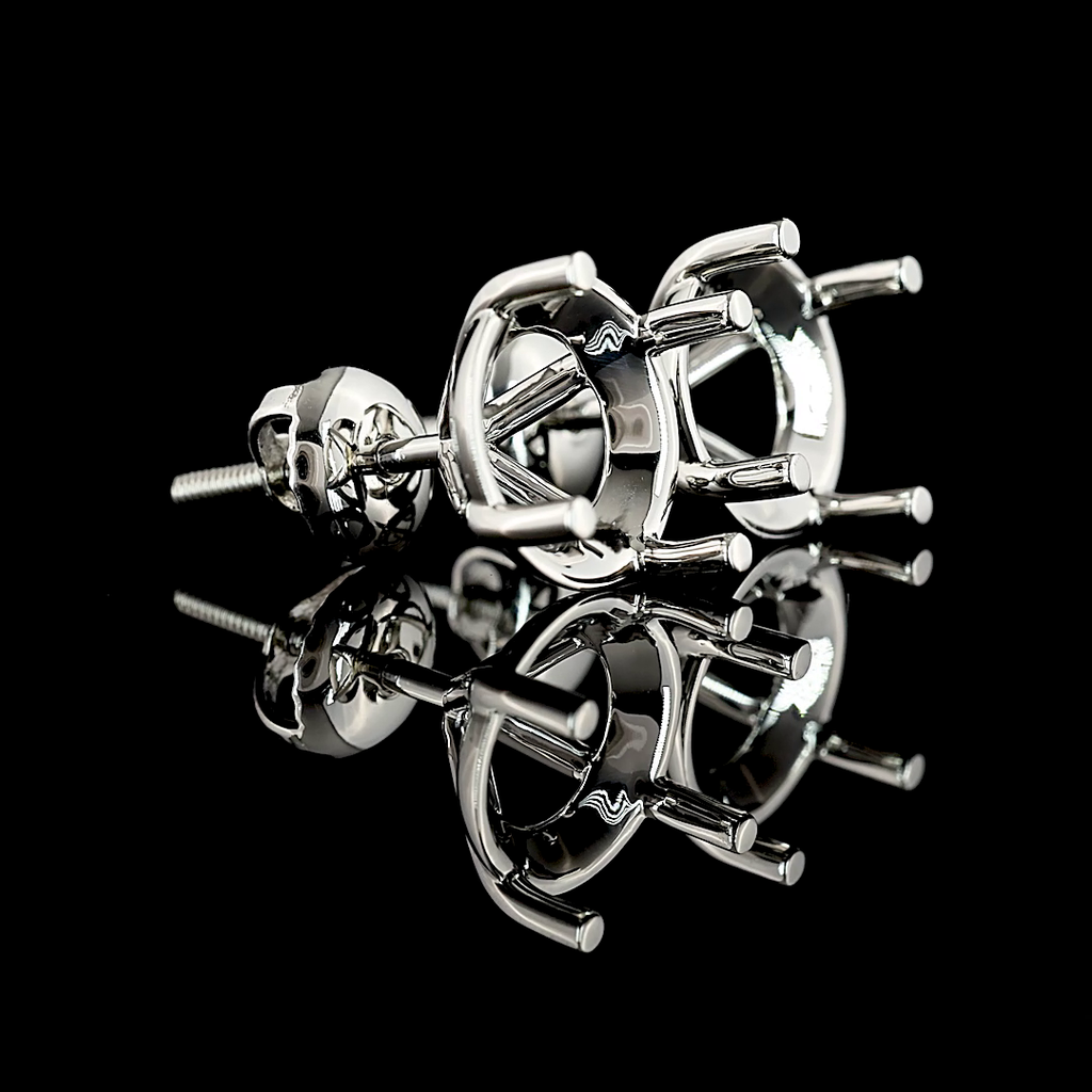 6.06 Cts Platinum Round Shape Studs Earring