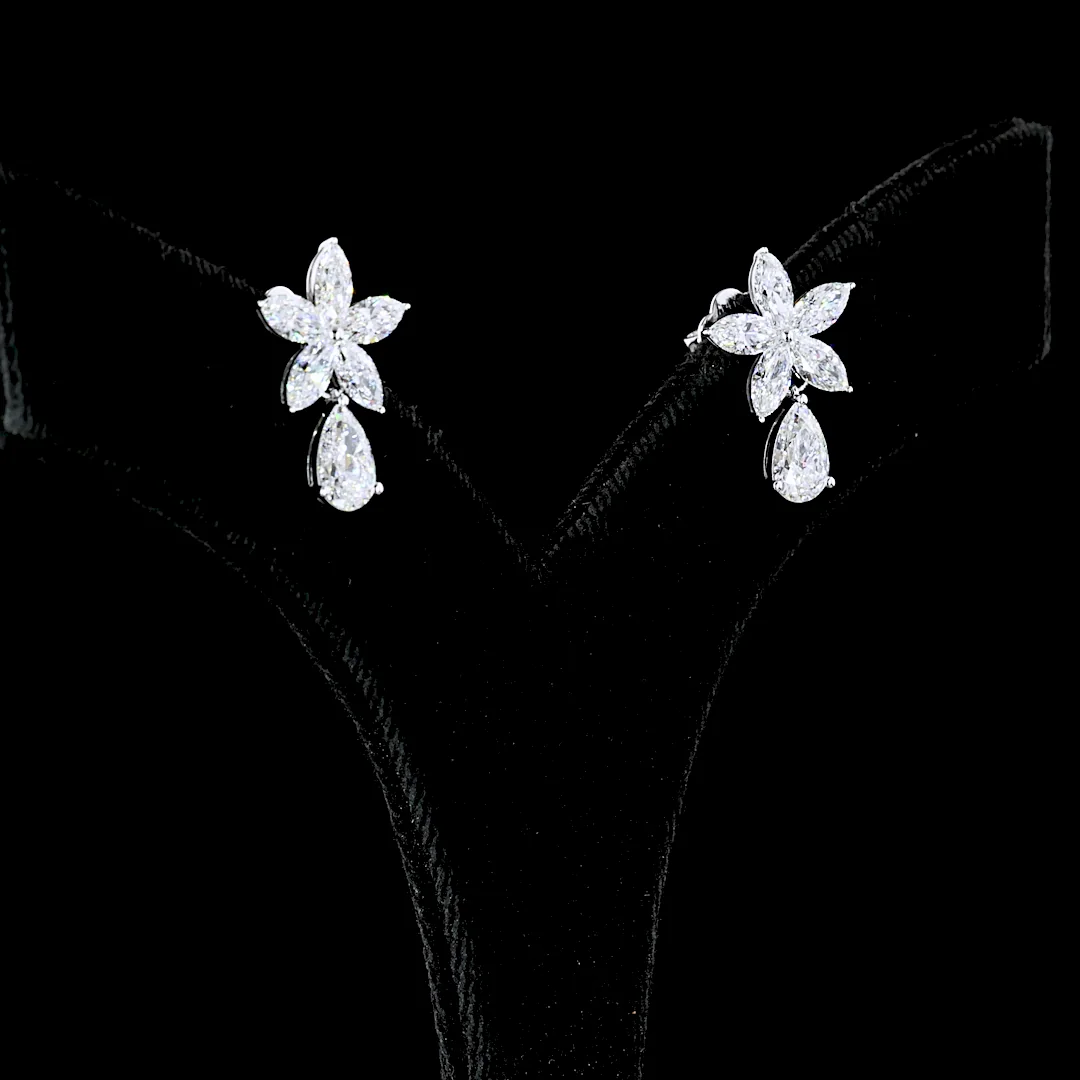 3.12 Cts 14k White Gold Pear Shape Hanging Earring