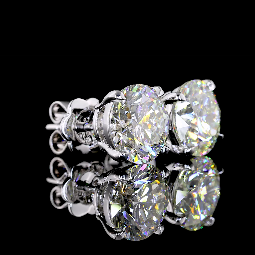5.43 Cts 14k White Gold Round Shape Studs Earring
