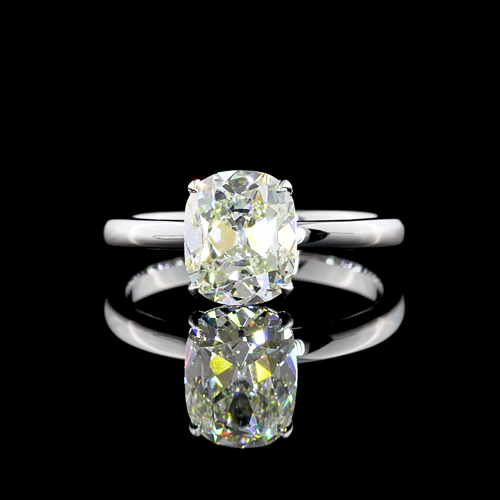1.8 Cts 14k White Gold Antique Cushion Shape Solitaire Ring