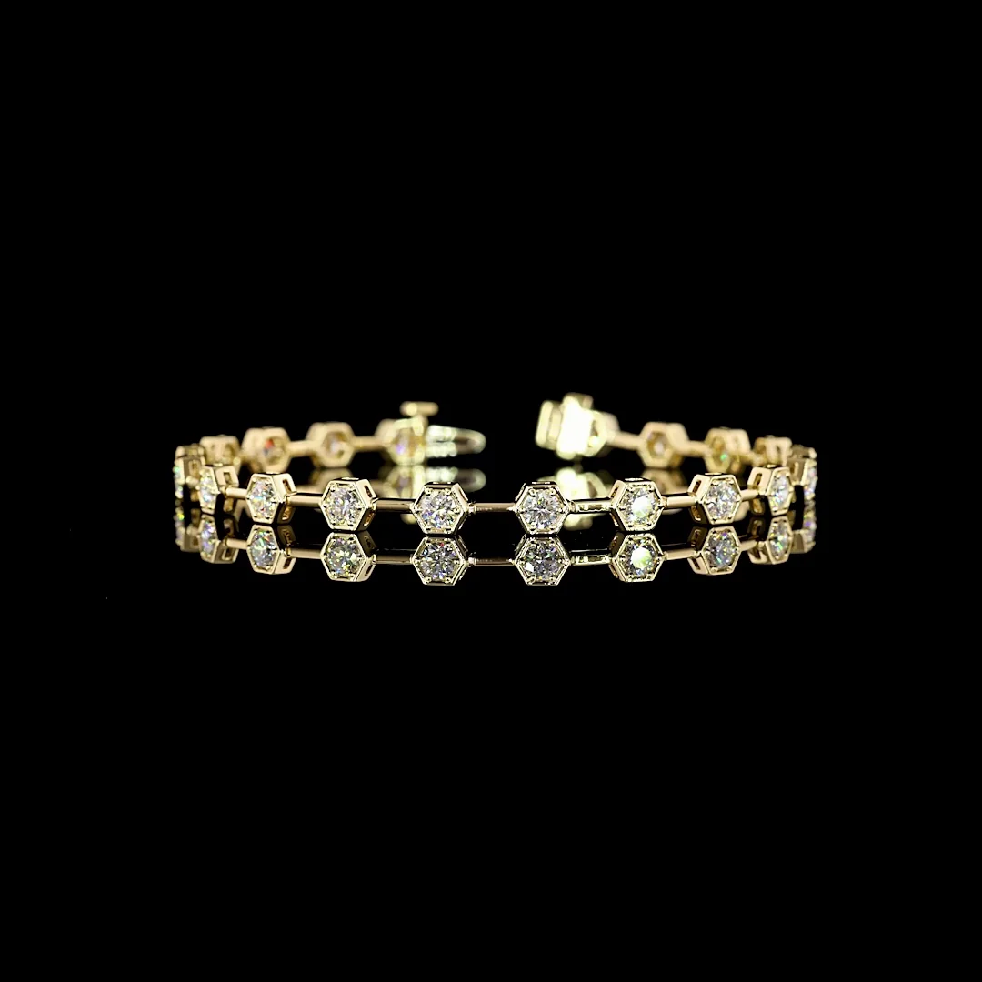 2.59 Cts Round Shape Station Bracelet