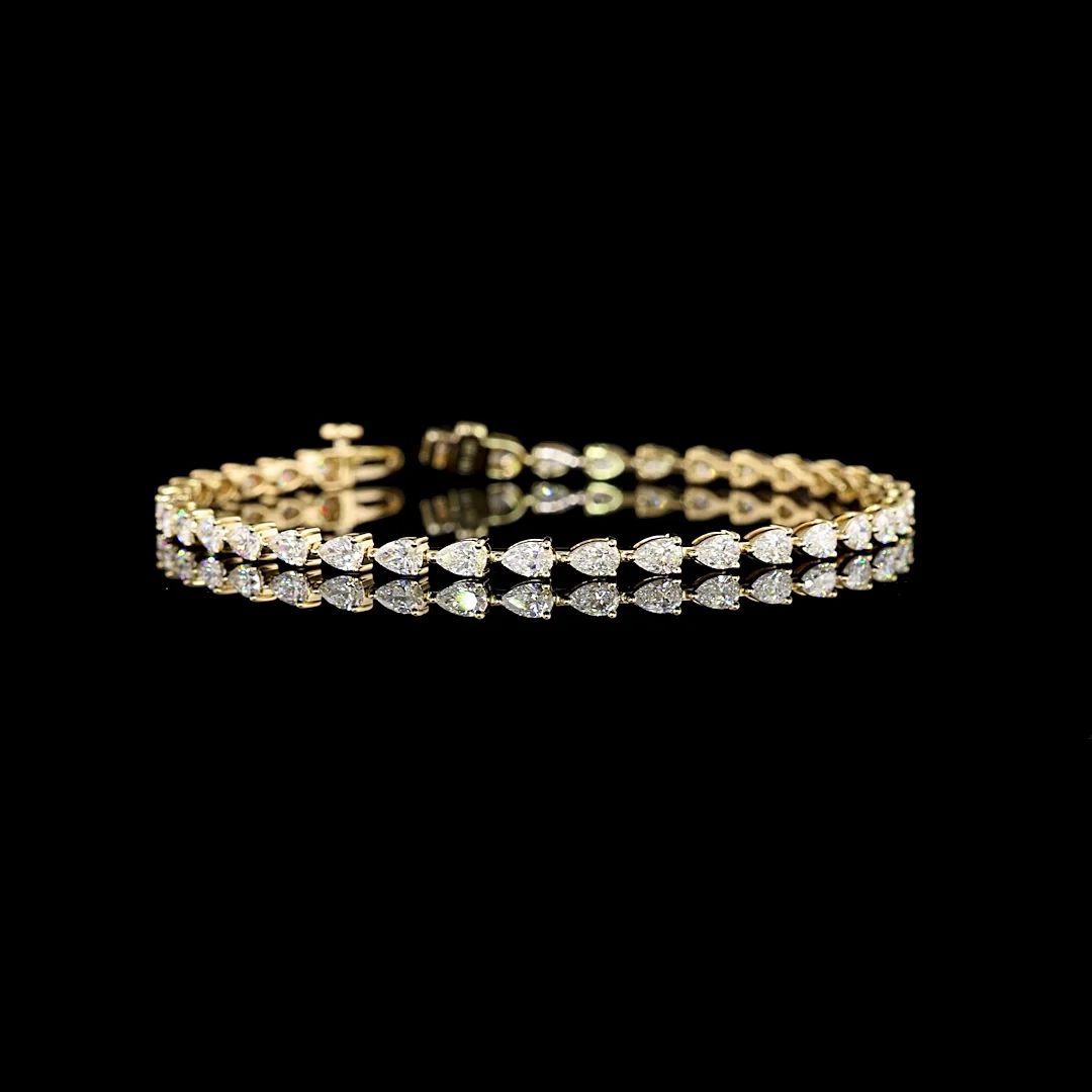 3.97 Cts 14k Yellow Gold Pear Shape Tennis Bracelet