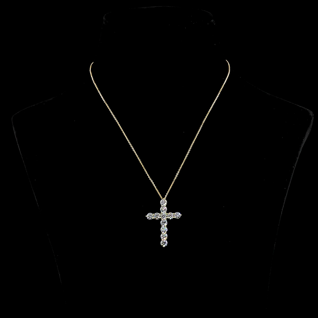 3.61 Cts 14k Yellow Gold Round Shape Symbol Pendant