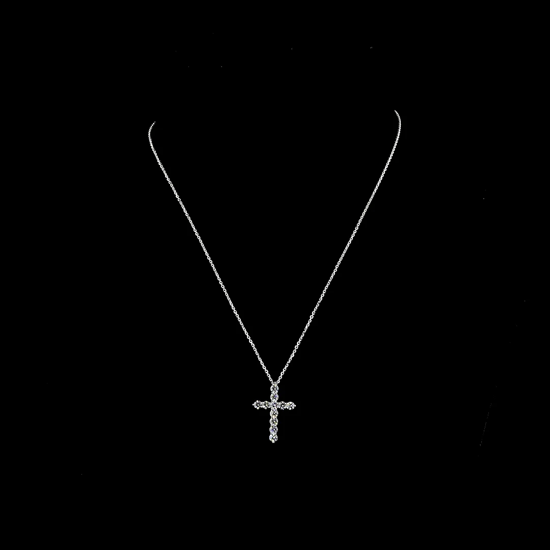 1.02 Cts 14k White Gold Round Shape Cross Pendant