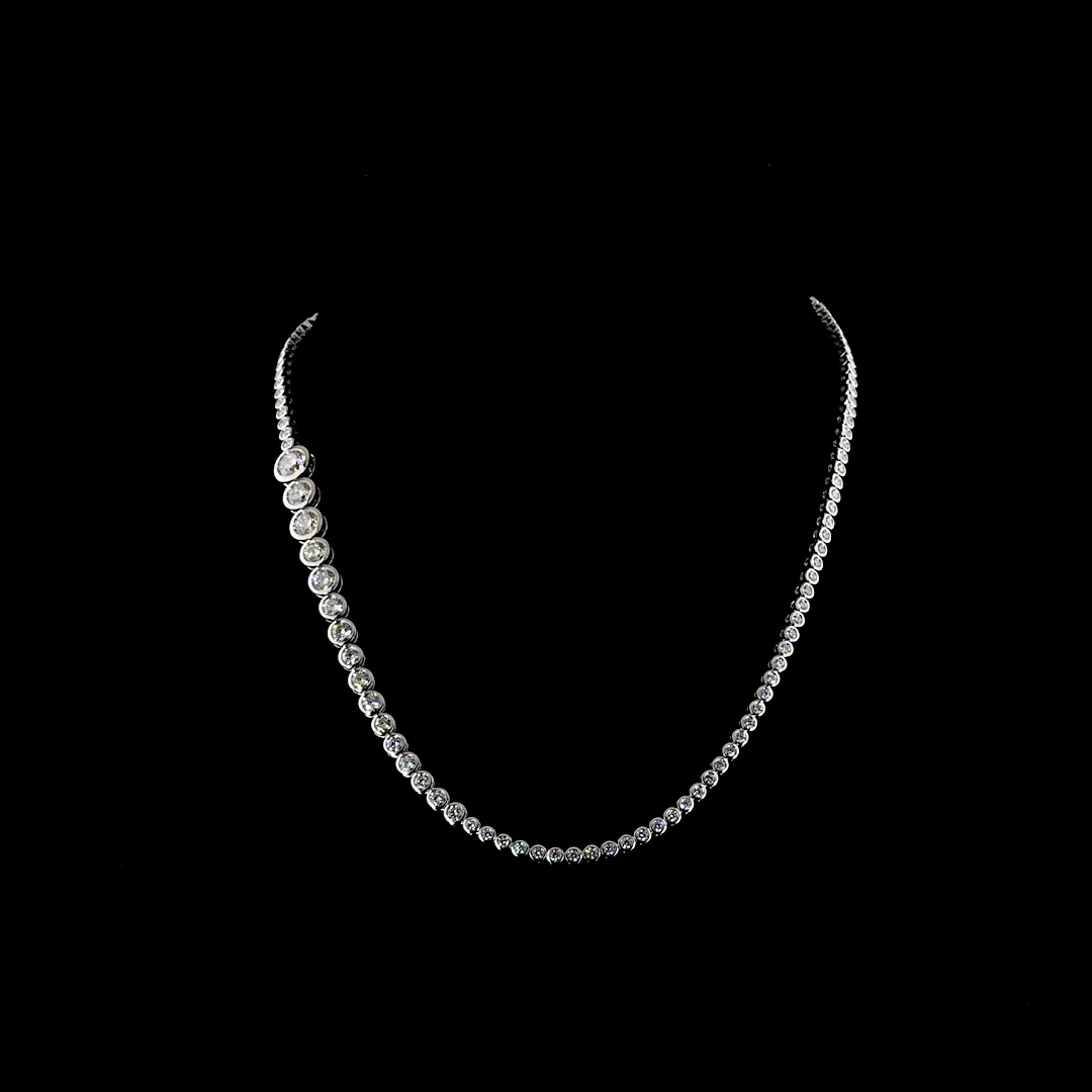 8.05 Cts 14k White Gold Round Shape Riviera Necklace