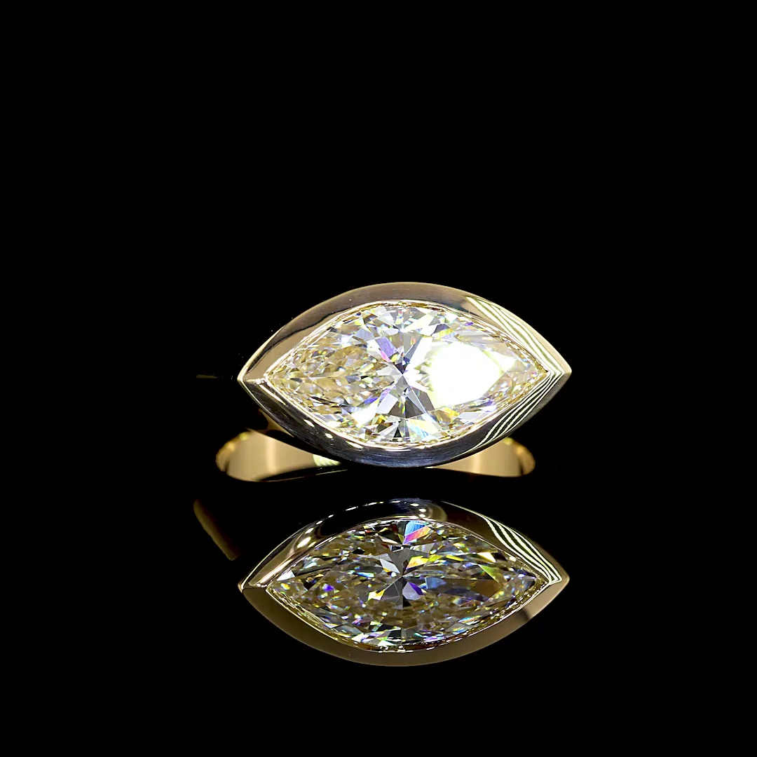 2.5 Cts 18k Yellow Gold Marquise Shape Solitaire Ring
