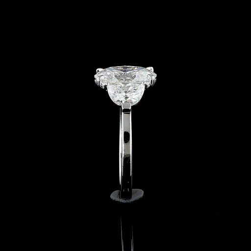 [RG14W3OV300HMPNS] 3.07 Cts 14k White Gold Oval Shape 3 Stones Ring