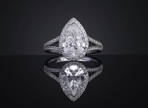[RG14YSSPS250PNS] 2.55 Cts 14k Yellow Gold Pear Shape Split Shank Ring