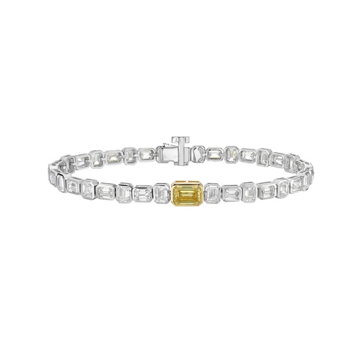 [BC14TTSLTEMFVY750BEW] 7.72 Cts 14k Two Tone Emerald Shape Station Line Tennis Bracelet
